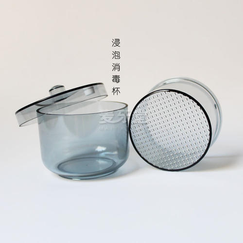 牙杯底要经常消毒