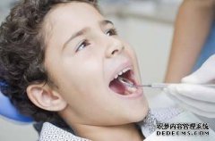 矫正牙齿的较佳年龄
