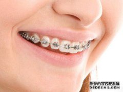 前门牙和下门牙有点不齐，需要矫正多长时间呢