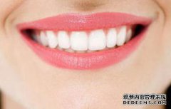 牙齿冷光美白价格是多少？