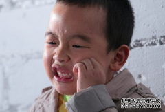 儿童牙齿外伤怎么办？