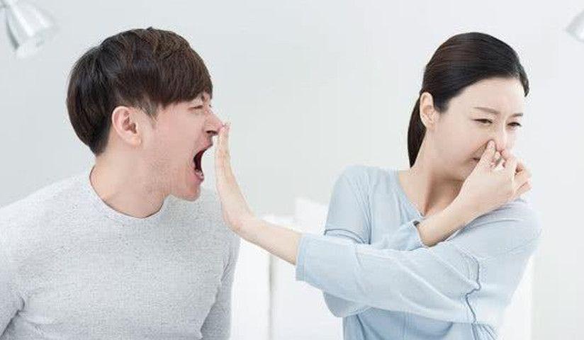 口臭是怎么回事？